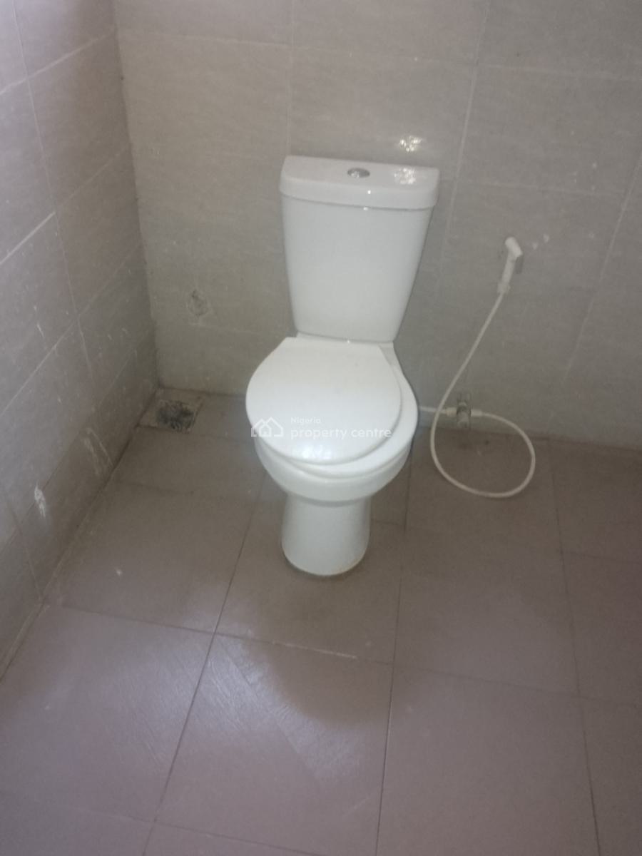 Massive 3 Bedrooms Flat, Ologunfe, Awoyaya, Ibeju Lekki, Lagos, Flat / Apartment for Rent