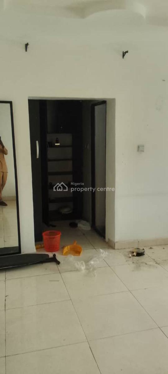 a Luxurious Self Contained with Studio Kitchen, Chevron Drive, Lekki, Lagos, Self Contain (single Rooms) for Rent