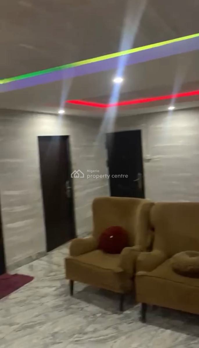 Luxury 2 Bedroom Block of Flat, Wuse, Abuja, Flat / Apartment for Sale