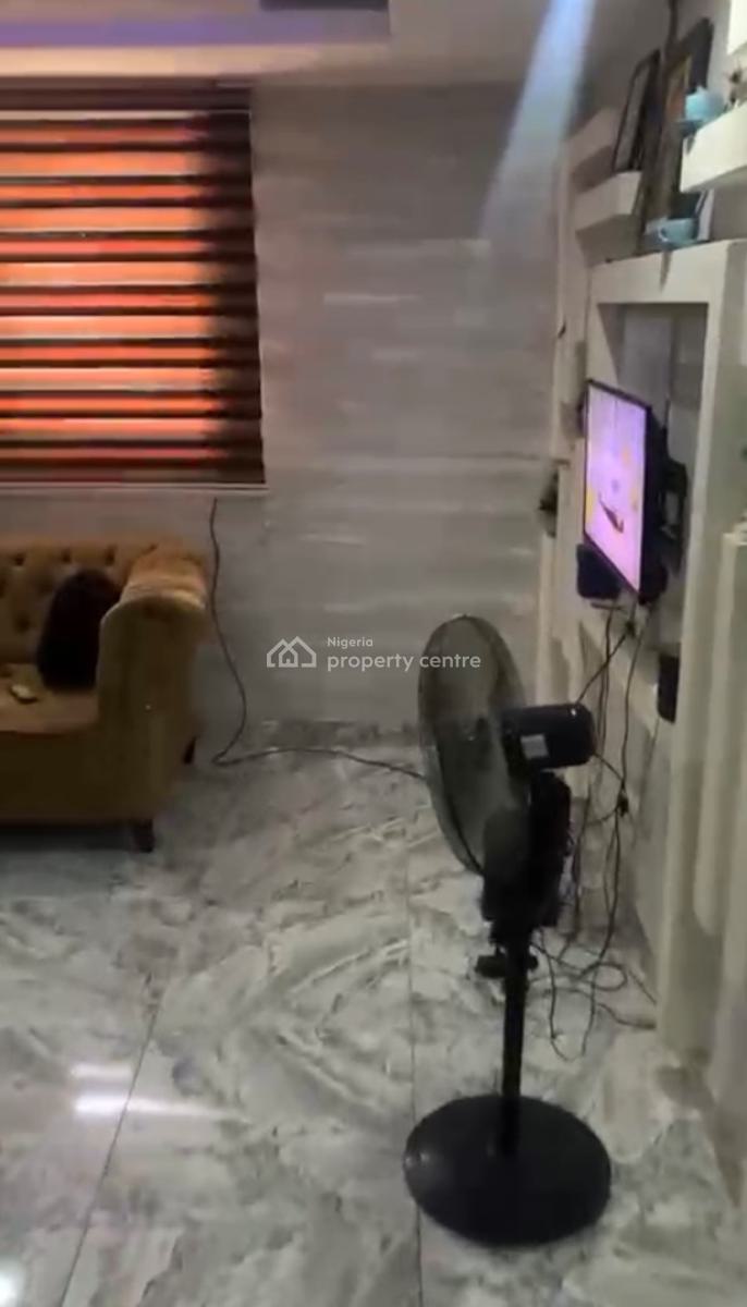 Luxury 2 Bedroom Block of Flat, Wuse, Abuja, Flat / Apartment for Sale