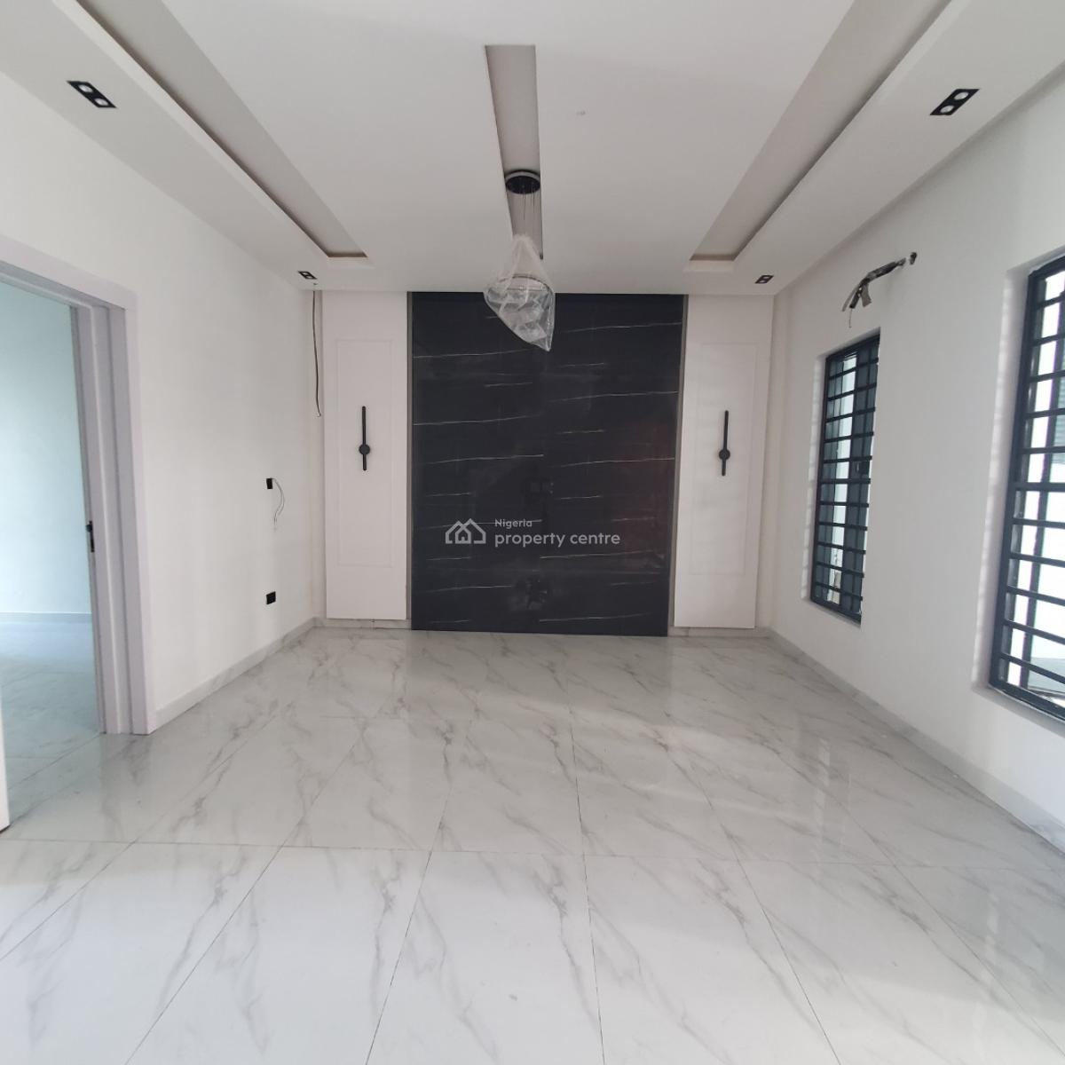 Stunning 4 Bedrooms Terraced Duplex Within an Estate, Ikota, Lekki, Lagos, Terraced Duplex for Rent