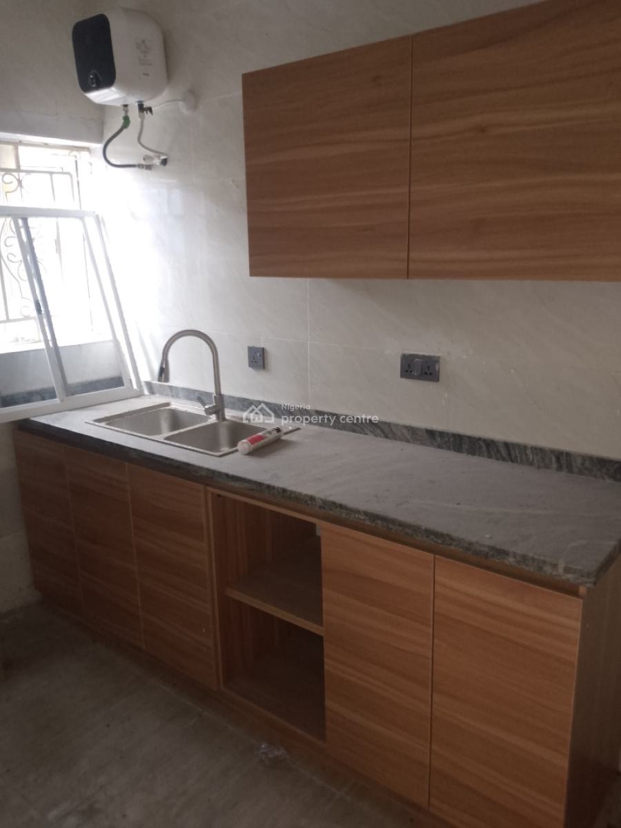 Massive 2 Bedrooms Flat, Pannvilla Estate, Abijo, Sangotedo, Ajah, Lagos, Flat / Apartment for Rent