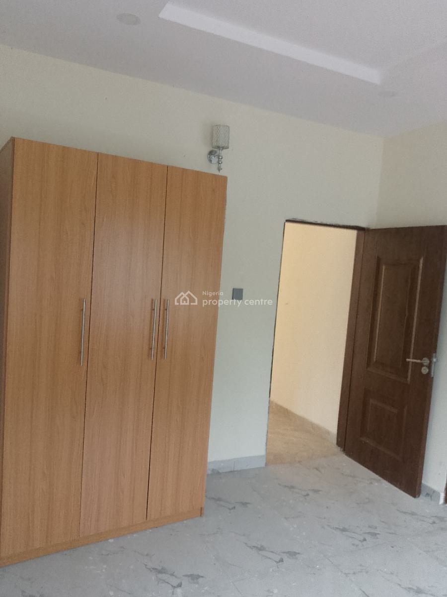 Massive 2 Bedrooms Flat, Pannvilla Estate, Abijo, Sangotedo, Ajah, Lagos, Flat / Apartment for Rent