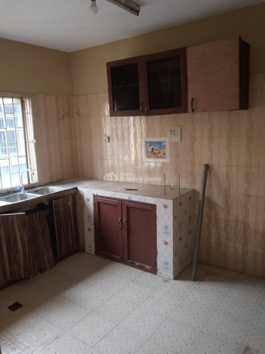 Massive 3 Bedrooms Flat, Upstairs, Ologunfe, Awoyaya, Ibeju Lekki, Lagos, Flat / Apartment for Rent
