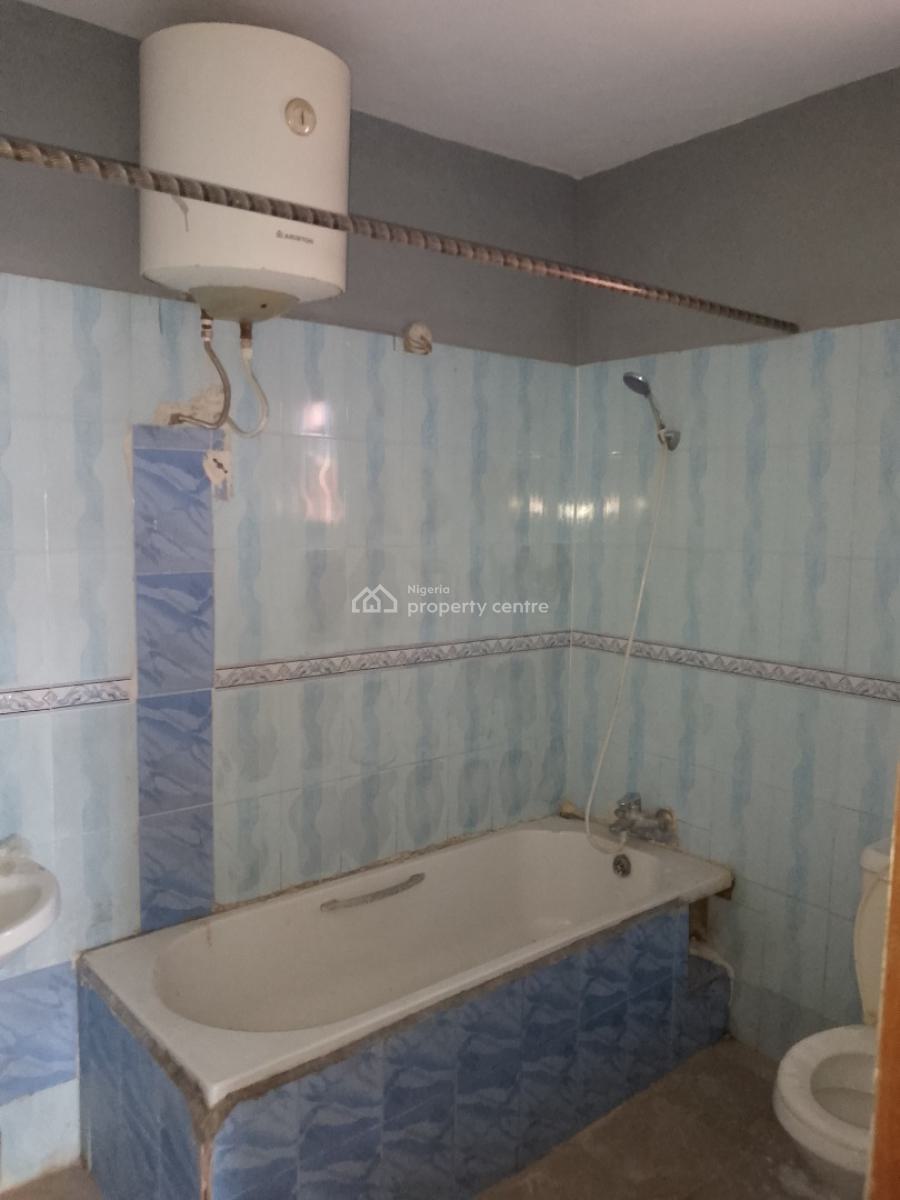 Massive 3 Bedrooms Flat, Upstairs, Ologunfe, Awoyaya, Ibeju Lekki, Lagos, Flat / Apartment for Rent