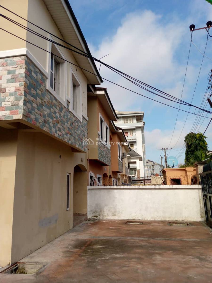 Newly Renovated 3 Bedrooms Terraced Duplex, Orchid Road, Lekki, Lagos, Terraced Duplex for Rent