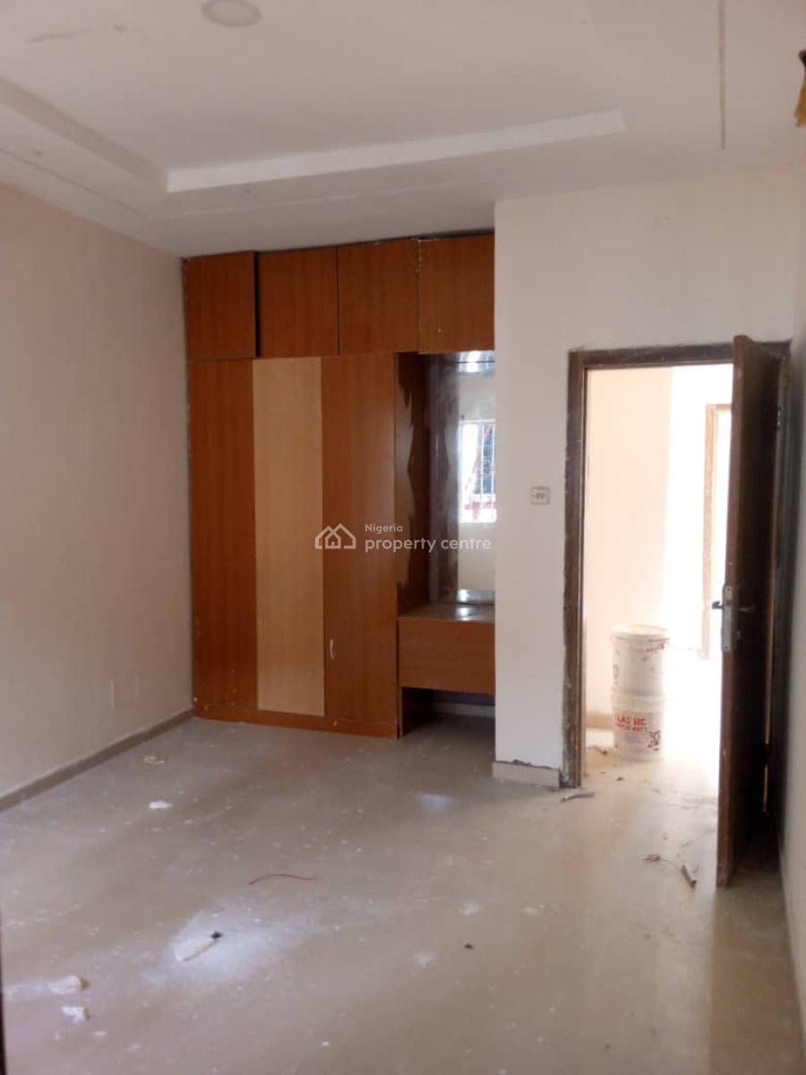 Newly Renovated 3 Bedrooms Terraced Duplex, Orchid Road, Lekki, Lagos, Terraced Duplex for Rent
