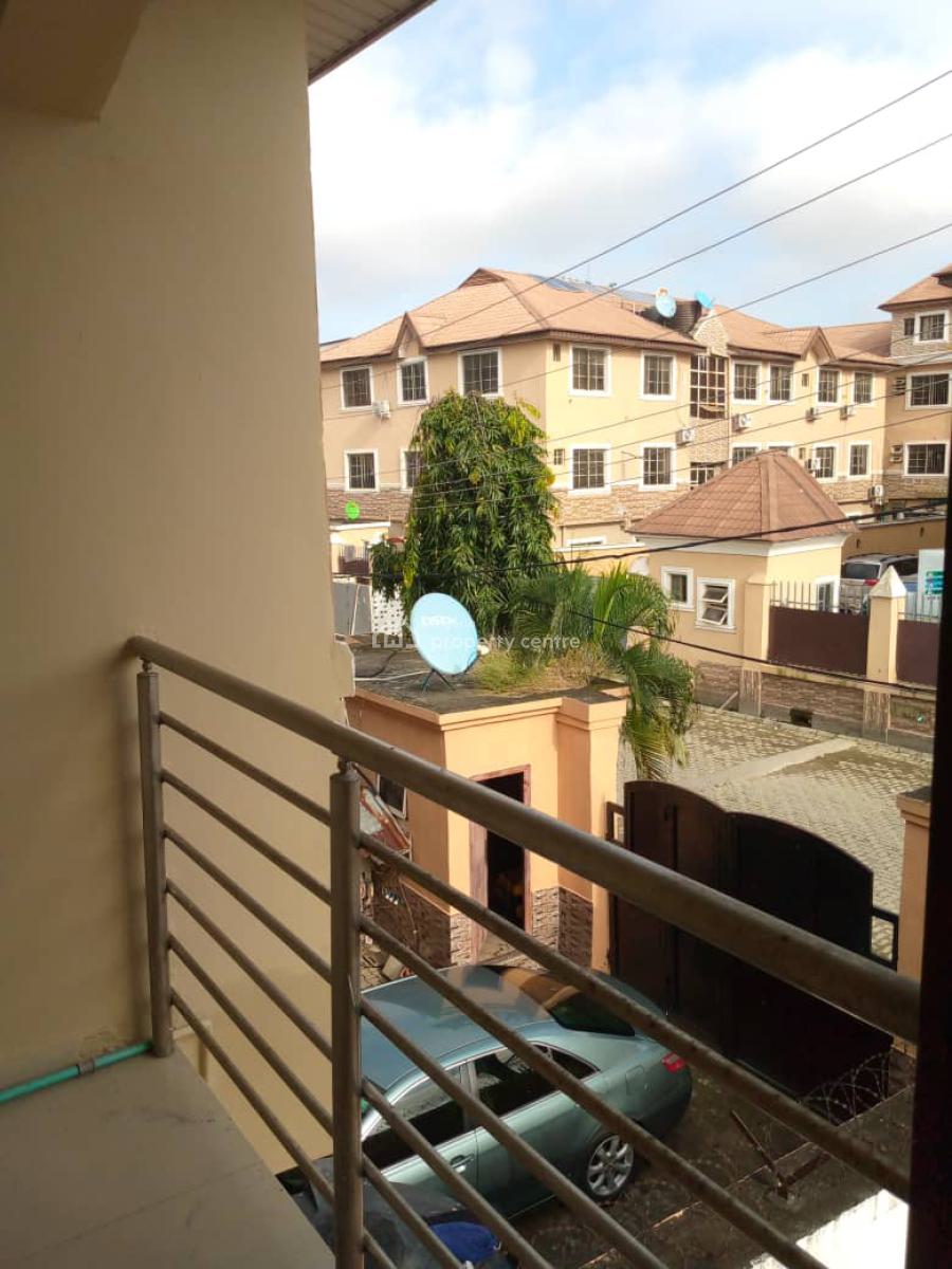 Newly Renovated 3 Bedrooms Terraced Duplex, Orchid Road, Lekki, Lagos, Terraced Duplex for Rent