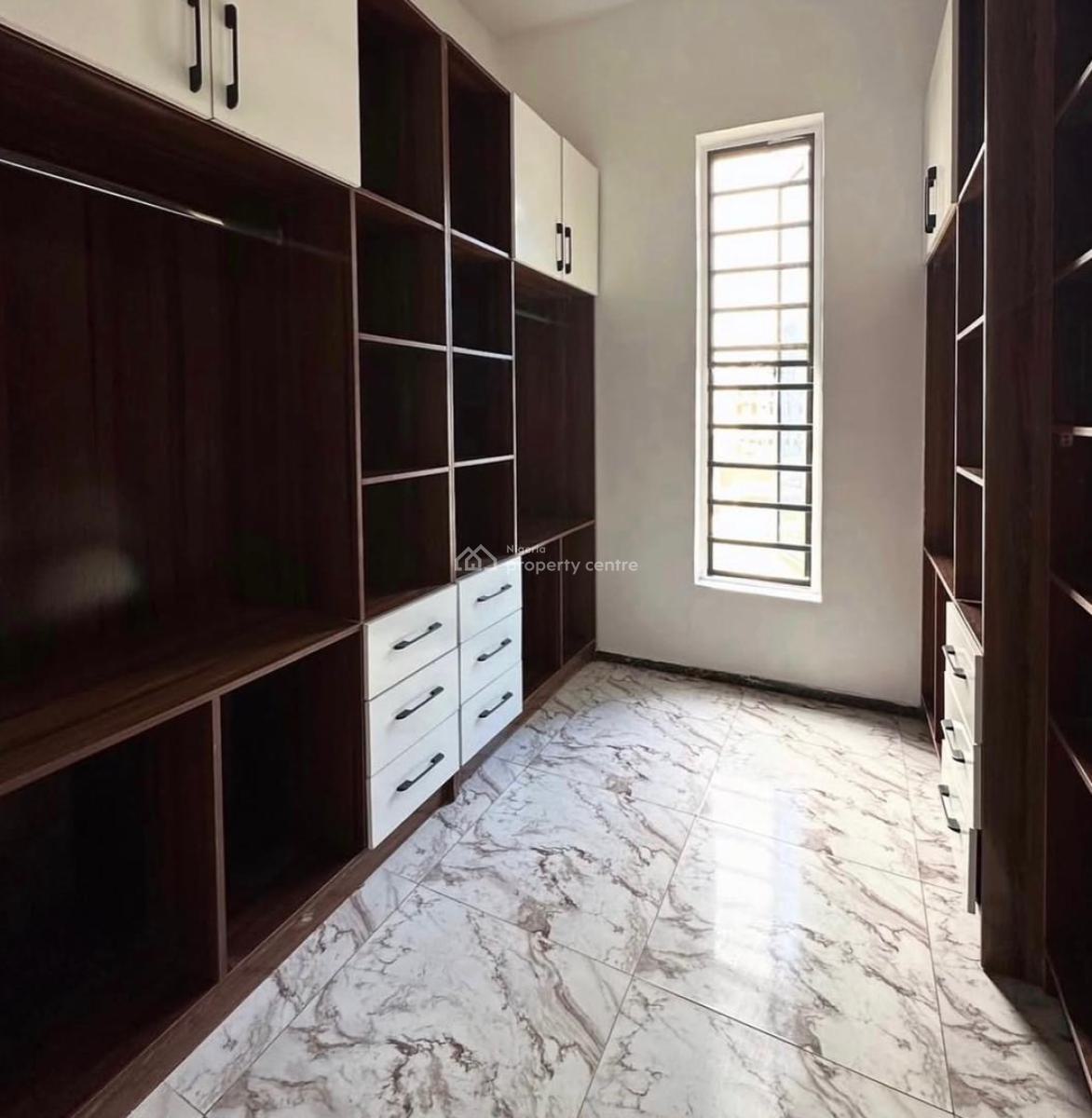 4 Bedrooms Terraced Duplex (a Year Used), Lekki Phase 1, Lekki, Lagos, Terraced Duplex for Rent