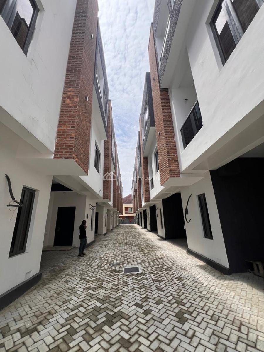 Modern 4-bedroom Terrace with Premium Amenities, Offering Comfort., Lekki Right, Less Than 8 Minutes From Petrocam, Lekki Phase 1, Lekki, Lagos, Terraced Duplex for Sale