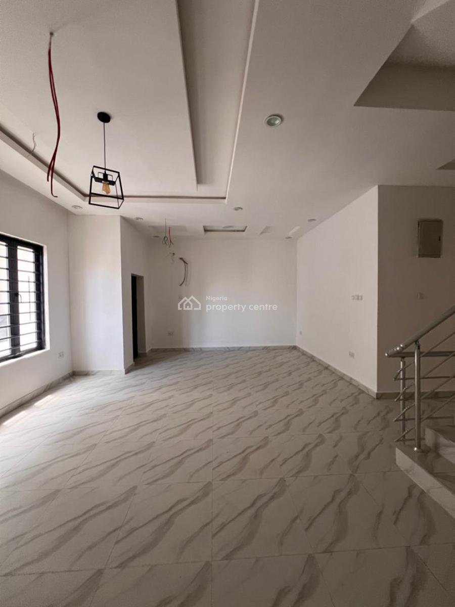 Modern 4-bedroom Terrace with Premium Amenities, Offering Comfort., Lekki Right, Less Than 8 Minutes From Petrocam, Lekki Phase 1, Lekki, Lagos, Terraced Duplex for Sale
