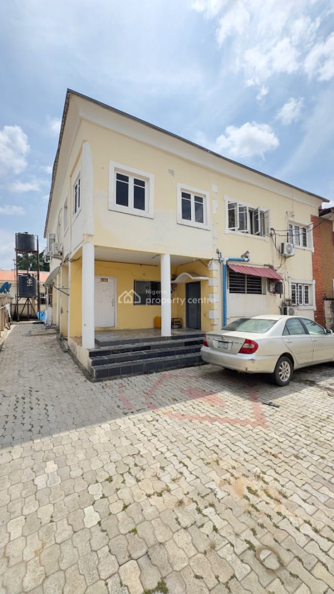 Newly Vacated Selfcon, 3rd Ave Gwarinpa, Gwarinpa, Abuja, Flat / Apartment for Rent