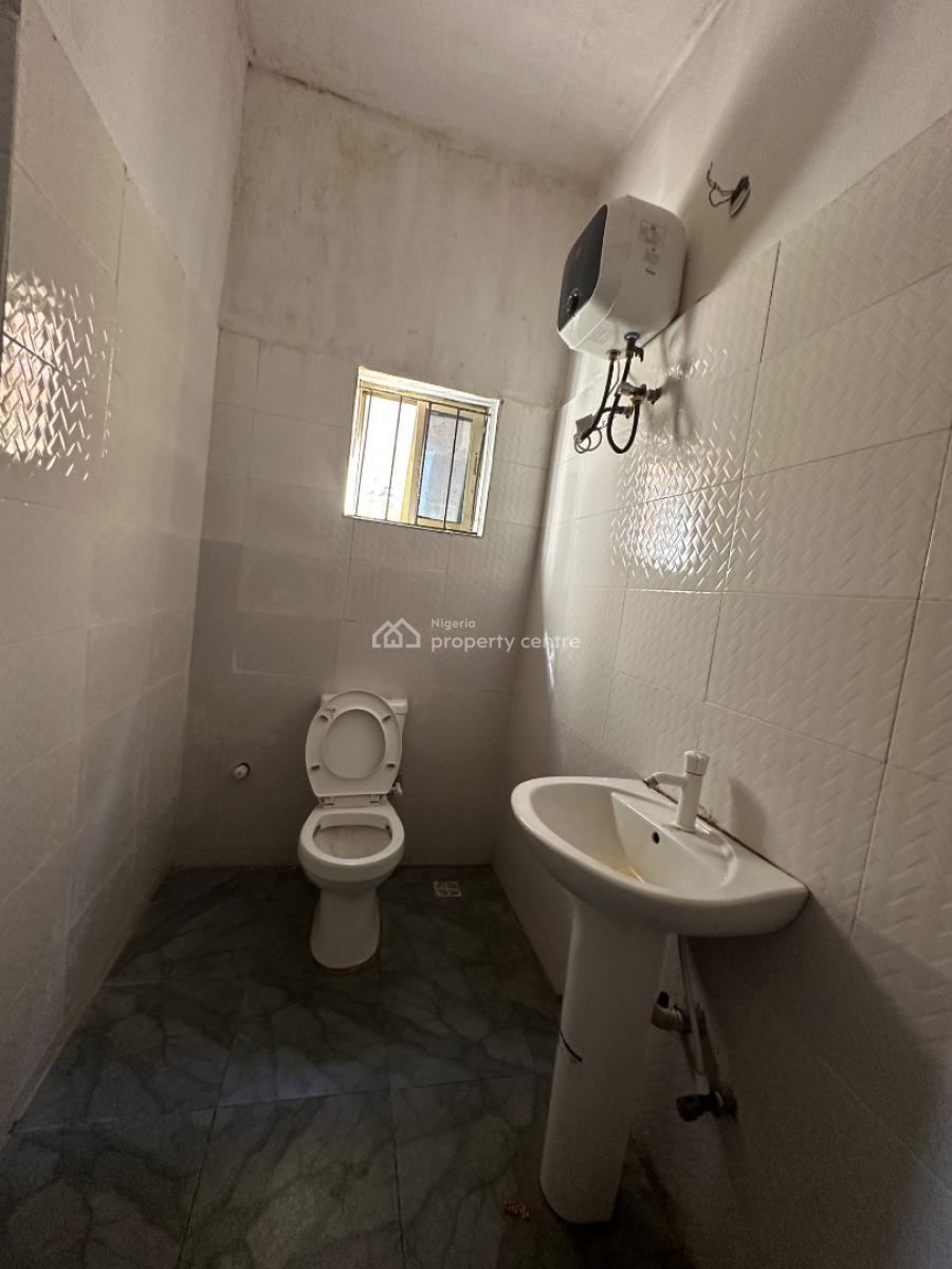 2 Bedroom Flat, Inside United Estate Sangotedo Lagos, Sangotedo, Ajah, Lagos, Flat / Apartment for Rent