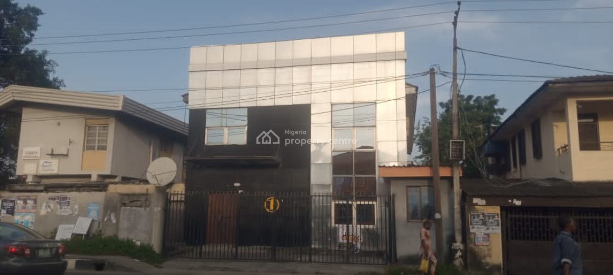 Commercial Property on Ogunlana Drive Surulere, By Ogunlana Drive Surulere, Ogunlana, Surulere, Lagos, Plaza / Complex / Mall for Sale