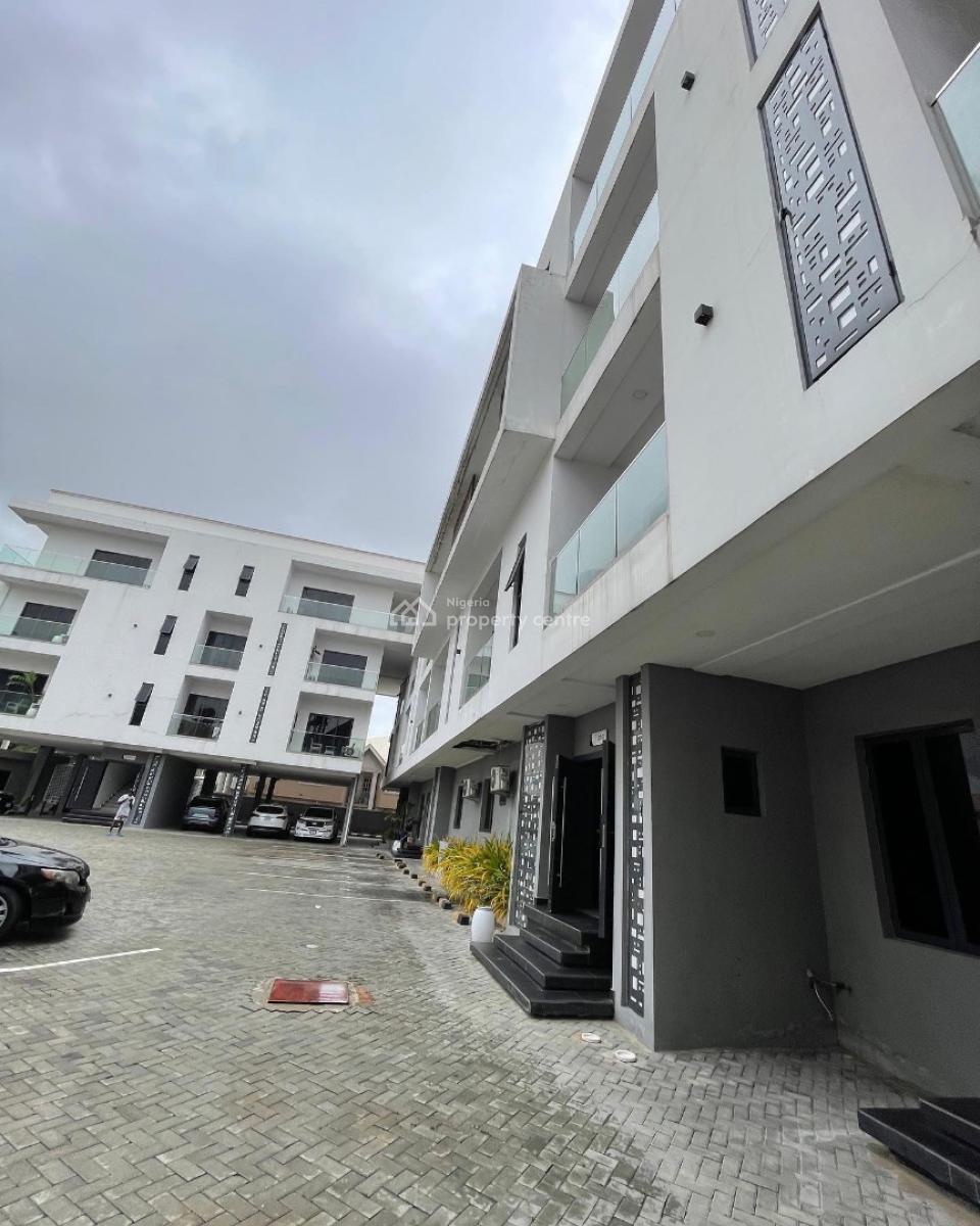 Lovely 1 Bedroom Apartment with Bq, Lekki Phase 1, Lekki, Lagos, Flat / Apartment for Sale
