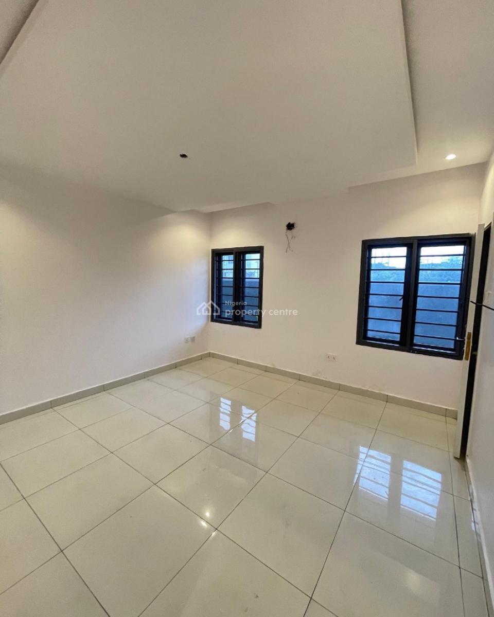 Lovely 1 Bedroom Apartment with Bq, Lekki Phase 1, Lekki, Lagos, Flat / Apartment for Sale