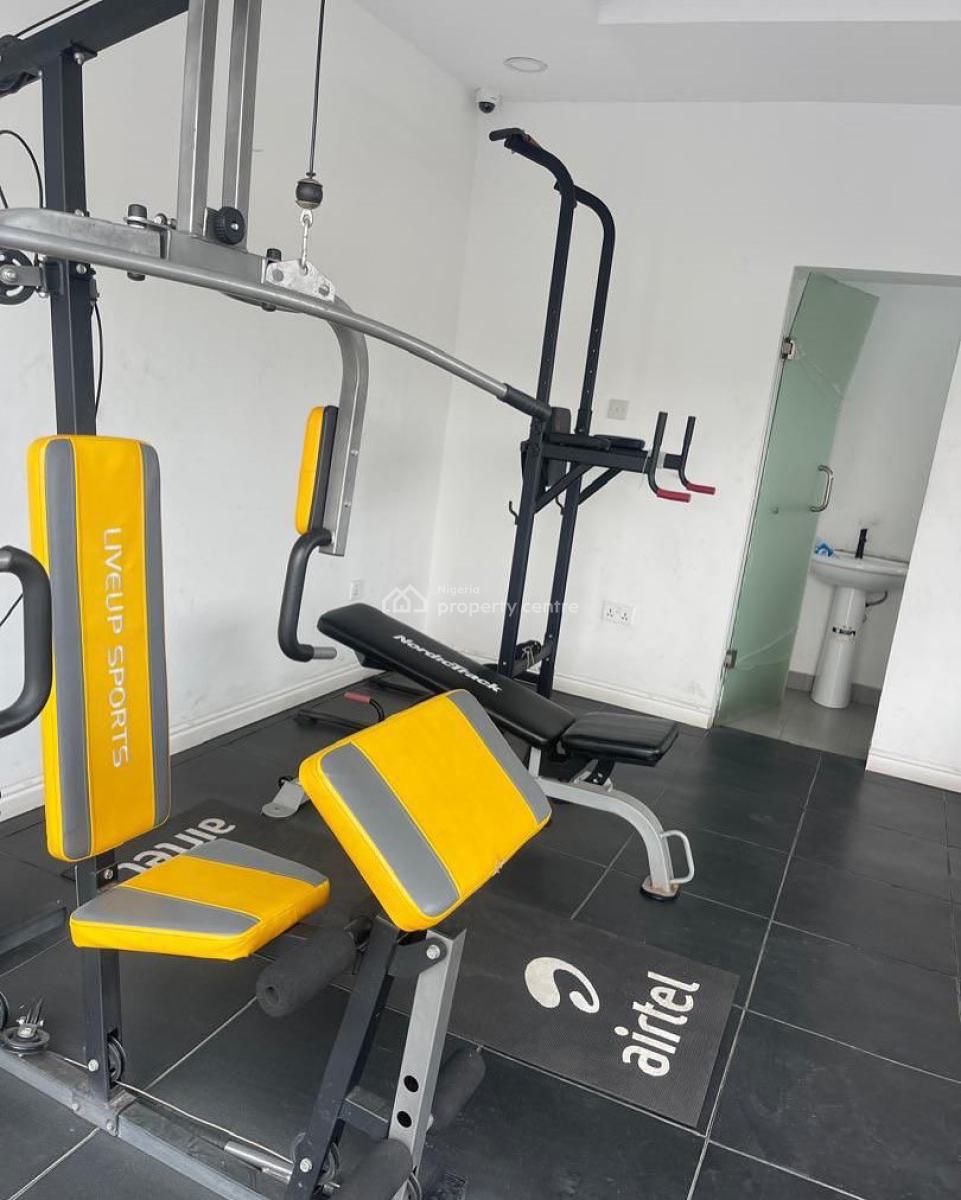 Lovely 1 Bedroom Apartment with Bq, Lekki Phase 1, Lekki, Lagos, Flat / Apartment for Sale