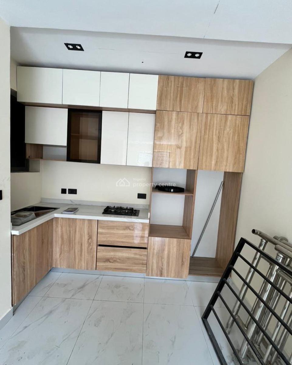 Lovely 2 Bedroom Apartment with Bq, Ikate, Ikate, Lekki, Lagos, Block of Flats for Sale