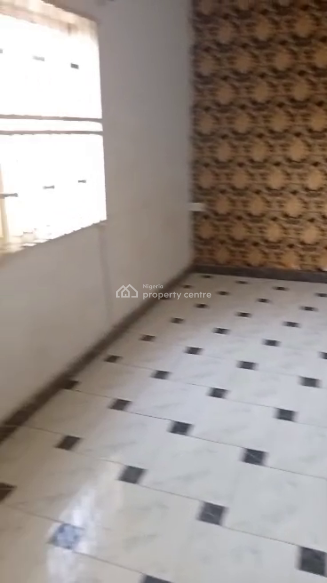 3 Bedroom Flat, Abesan Estate, Abesan, Ipaja, Lagos, Flat / Apartment for Rent