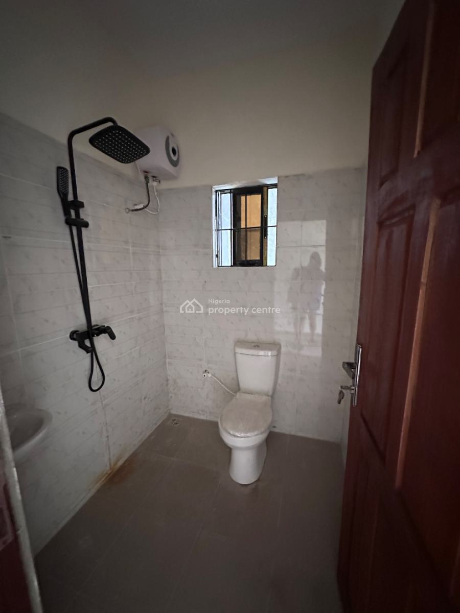 Lovely 2 Bedroom Flat, Dkk Cannan Estate, Olokonla, Ajah, Lagos, Flat / Apartment for Rent