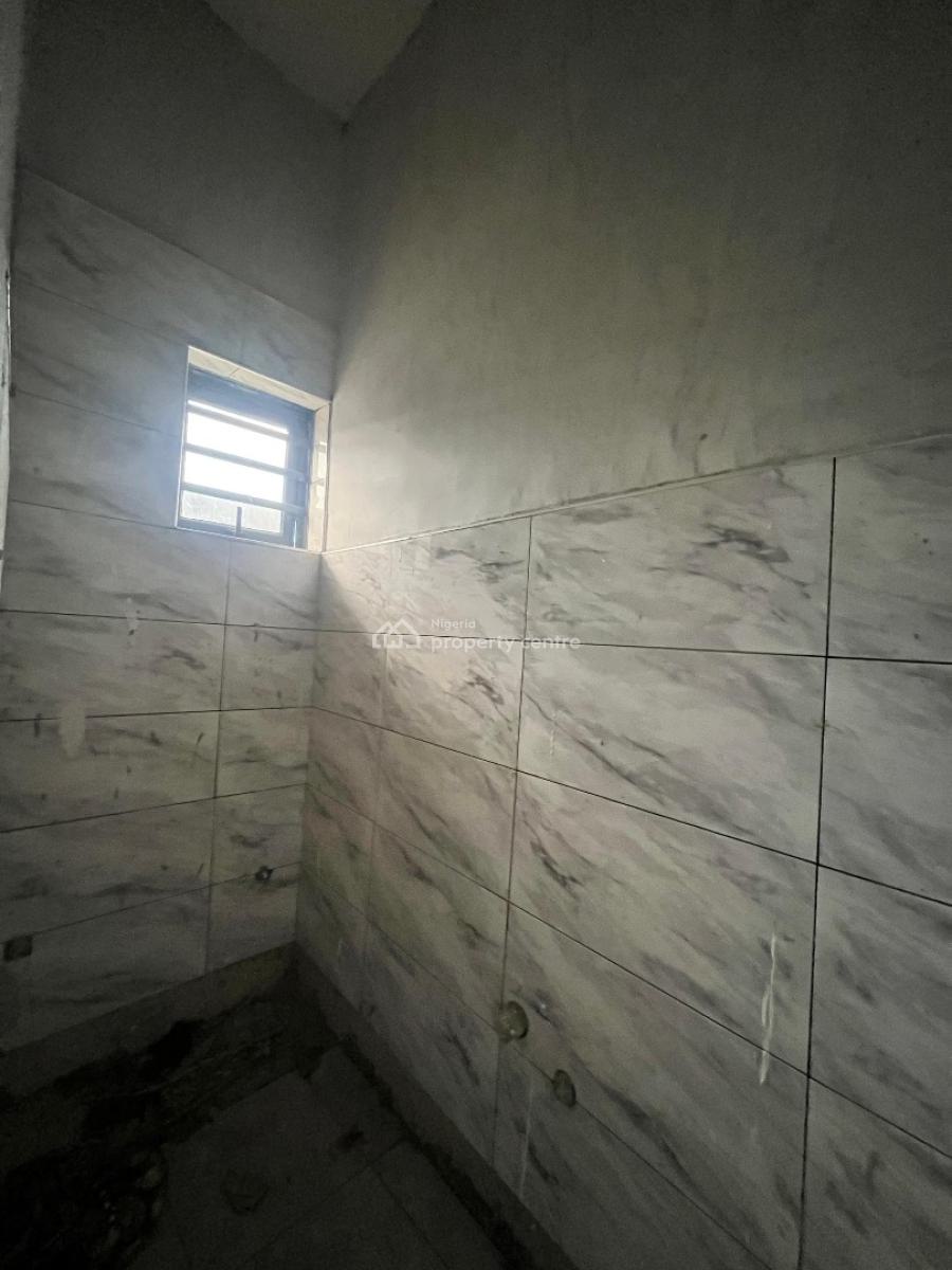 Shop/ Office Space, Ilaje, Lekki, Lagos, Shop for Sale