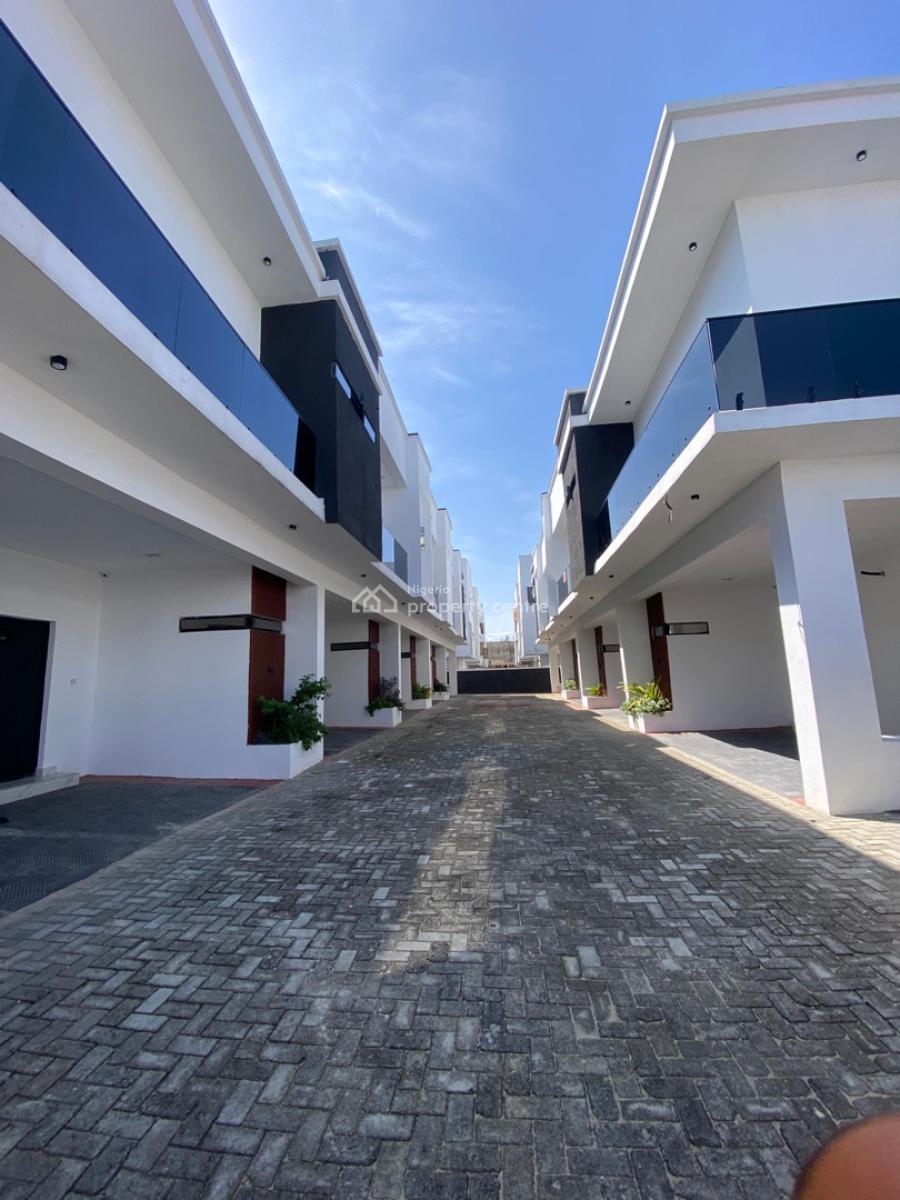 3 Bedroom Terrace Duplex with Bq, Ikota Gra, Lekki, Lagos, Terraced Duplex for Sale