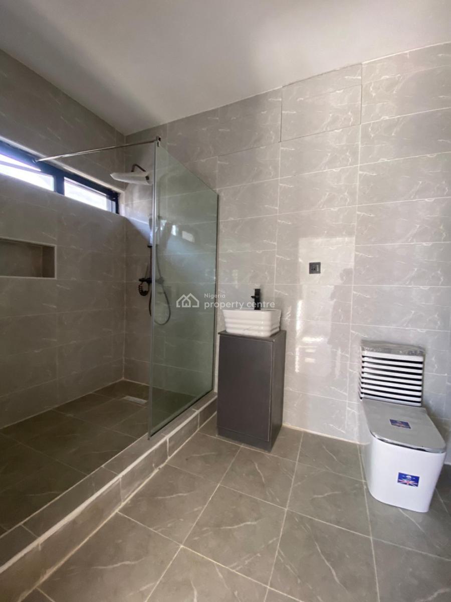 3 Bedroom Terrace Duplex with Bq, Ikota Gra, Lekki, Lagos, Terraced Duplex for Sale