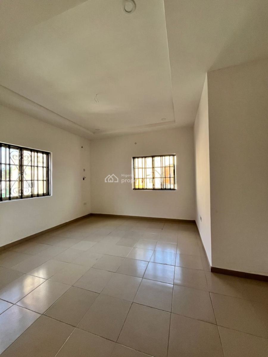 3 Bedroom Apartment, Ilaje, Lekki, Lagos, Flat / Apartment for Sale