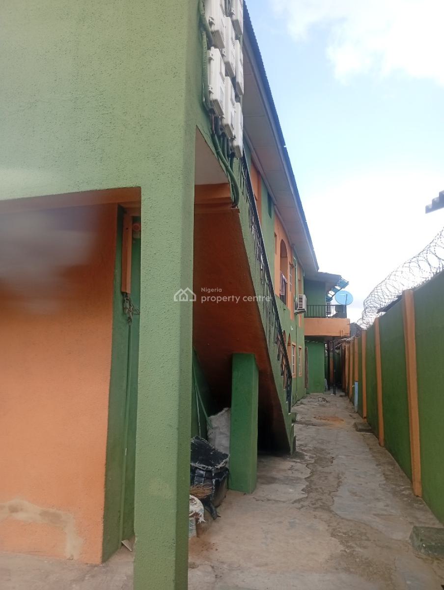 2 Bedroom Flat, Obafalabi Street, Behind Zenith Bank, Ojodu Berger, Ojodu, Lagos, Flat / Apartment for Rent