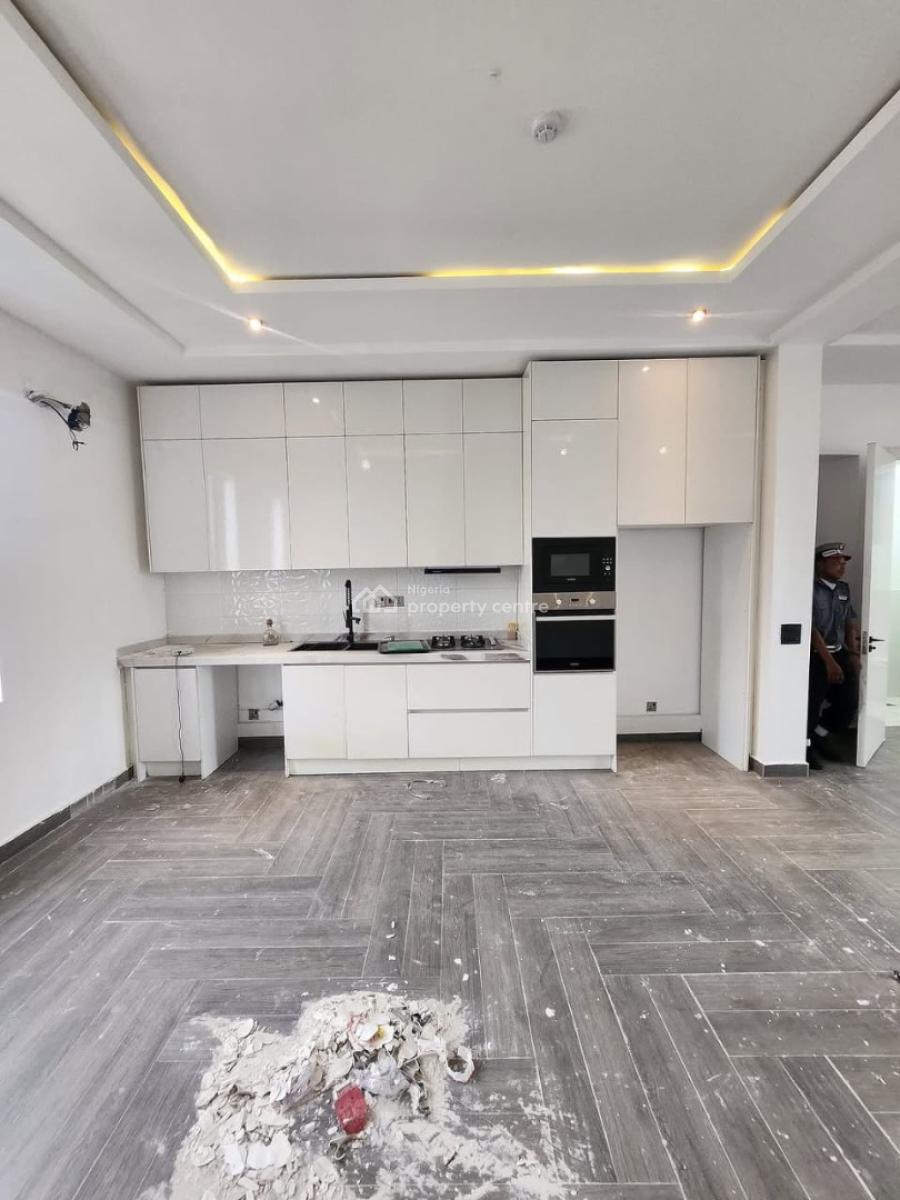 Mini Flat Available, Admiralty Way, Lekki Phase 1, Lekki, Lagos, Mini Flat (room and Parlour) for Rent