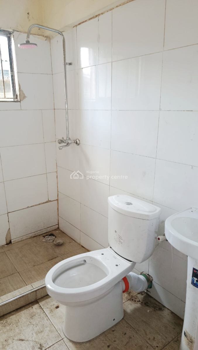 Renovated Spacious 4 Bedroom Flat, Off Obafemi Awolowo Way, Ikeja, Lagos, Flat / Apartment for Rent