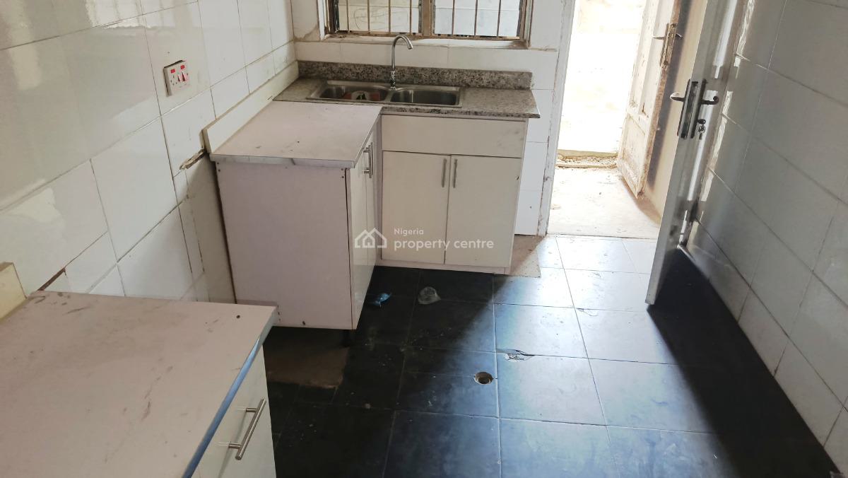 Renovated Spacious 4 Bedroom Flat, Off Obafemi Awolowo Way, Ikeja, Lagos, Flat / Apartment for Rent