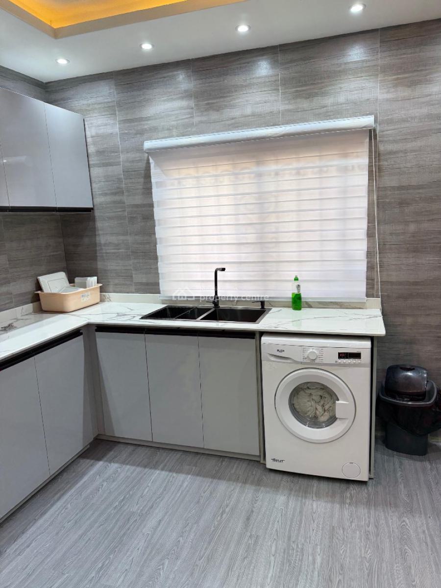 Luxury 3 Bedrooms Fully Furnished Apartment with a Bq Swimming,gym, Victoria Island (vi), Lagos, Flat / Apartment for Rent