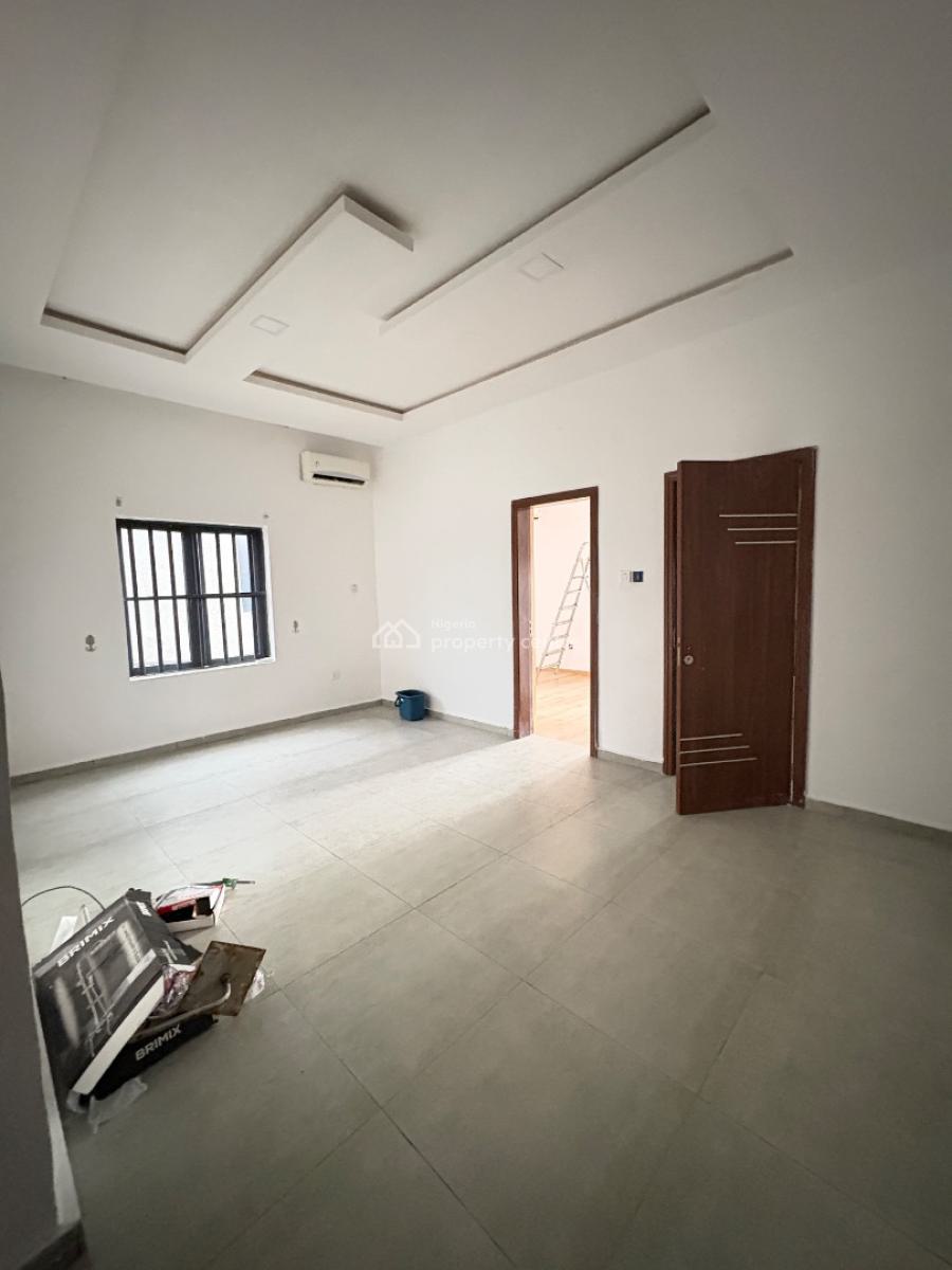 Spacious 1-bedroom Apartment Ground Floor, Ikate, Ikate, Lekki, Lagos, Mini Flat (room and Parlour) for Rent