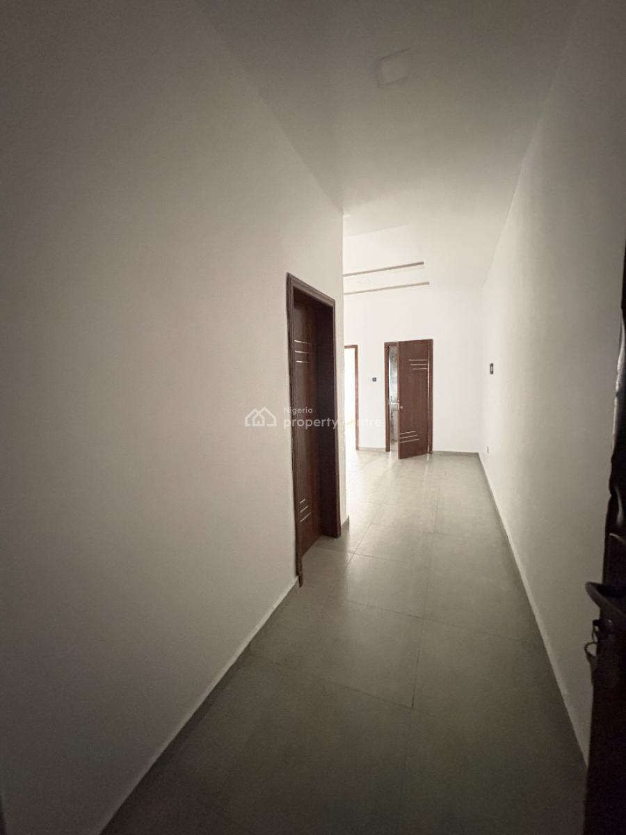 Spacious 1-bedroom Apartment Ground Floor, Ikate, Ikate, Lekki, Lagos, Mini Flat (room and Parlour) for Rent