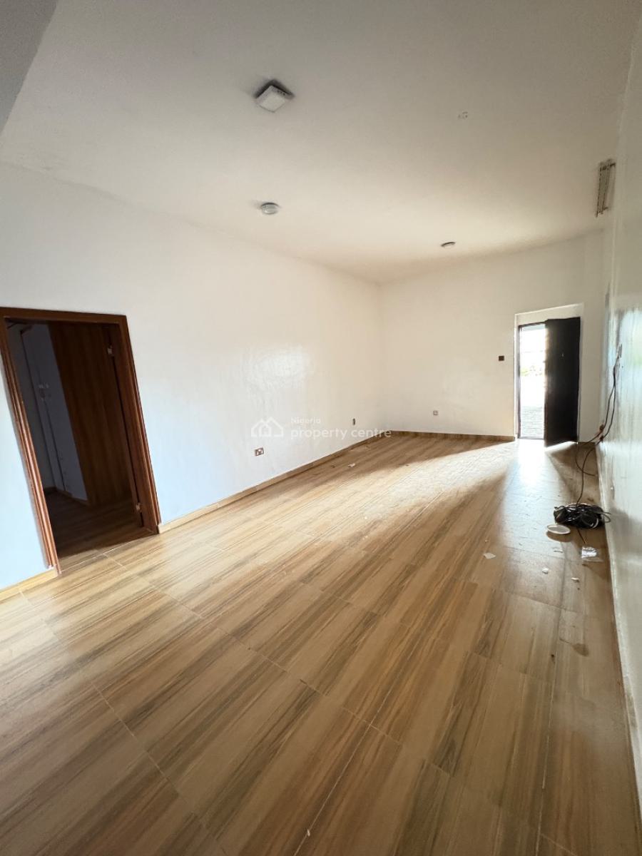 Spacious 1-bedroom Apartment on The First Floor, Ikate, Ikate, Lekki, Lagos, Mini Flat (room and Parlour) for Rent