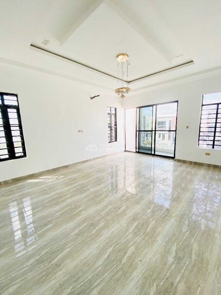 4 Bedrooms Semi-detached Home with Bq., Ologolo, Lekki, Lagos, Semi-detached Duplex for Sale