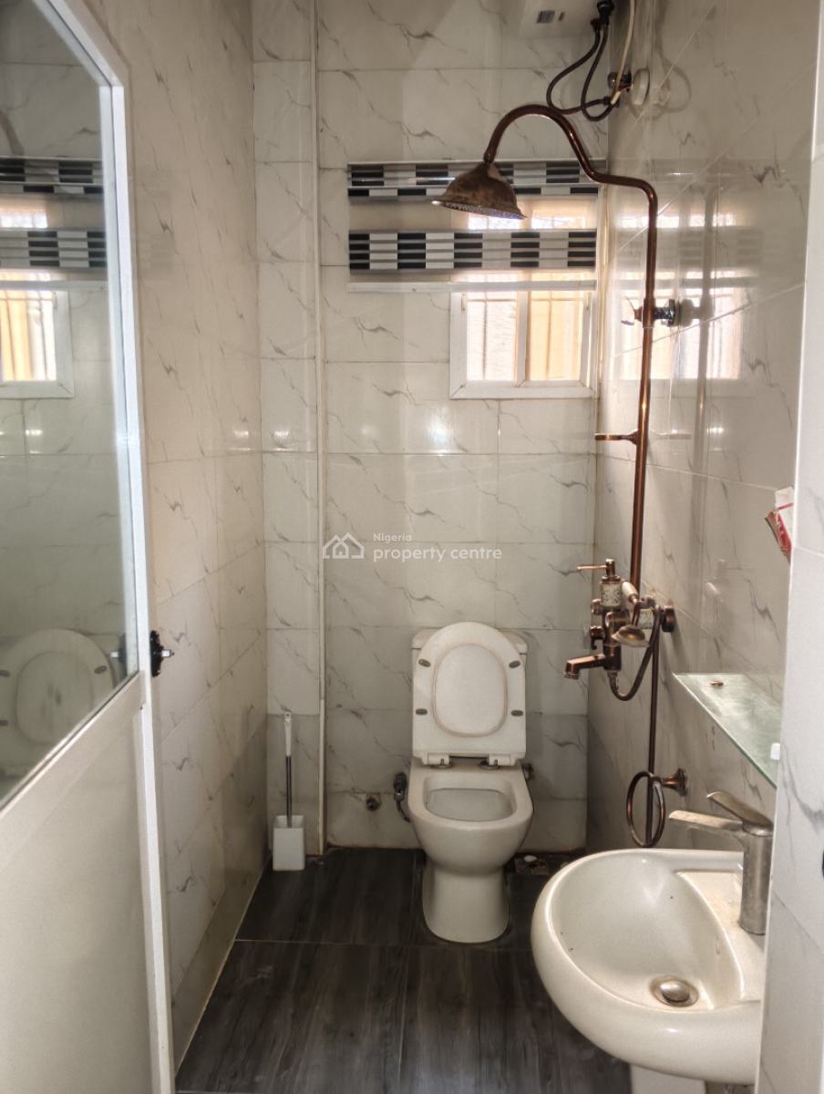Spacious 2 Bedrooms Flat, Jibrin Gusau Crescent, Katampe (main), Katampe, Abuja, Flat / Apartment for Rent