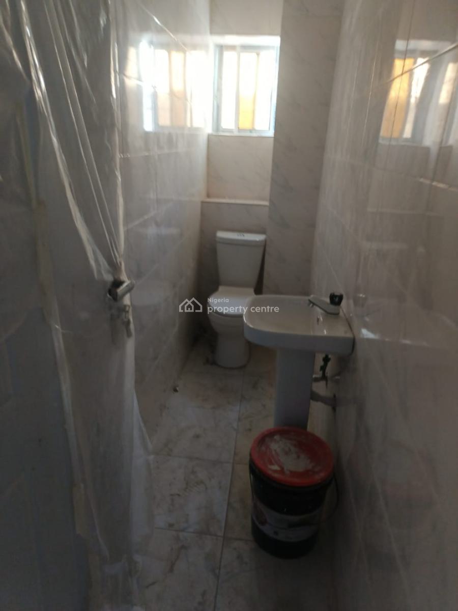 Brand New Fully Serviced 2 Bedroom with Brand New Acs and a Massive Bq, Spg, Ologolo, Lekki, Lagos, Flat / Apartment for Rent