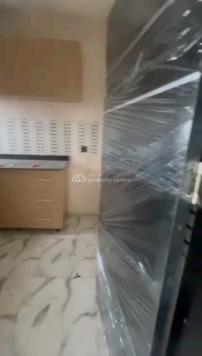 Newly Built 2 Bedroom Flat, Palmgrove, Shomolu, Lagos, Flat / Apartment for Rent