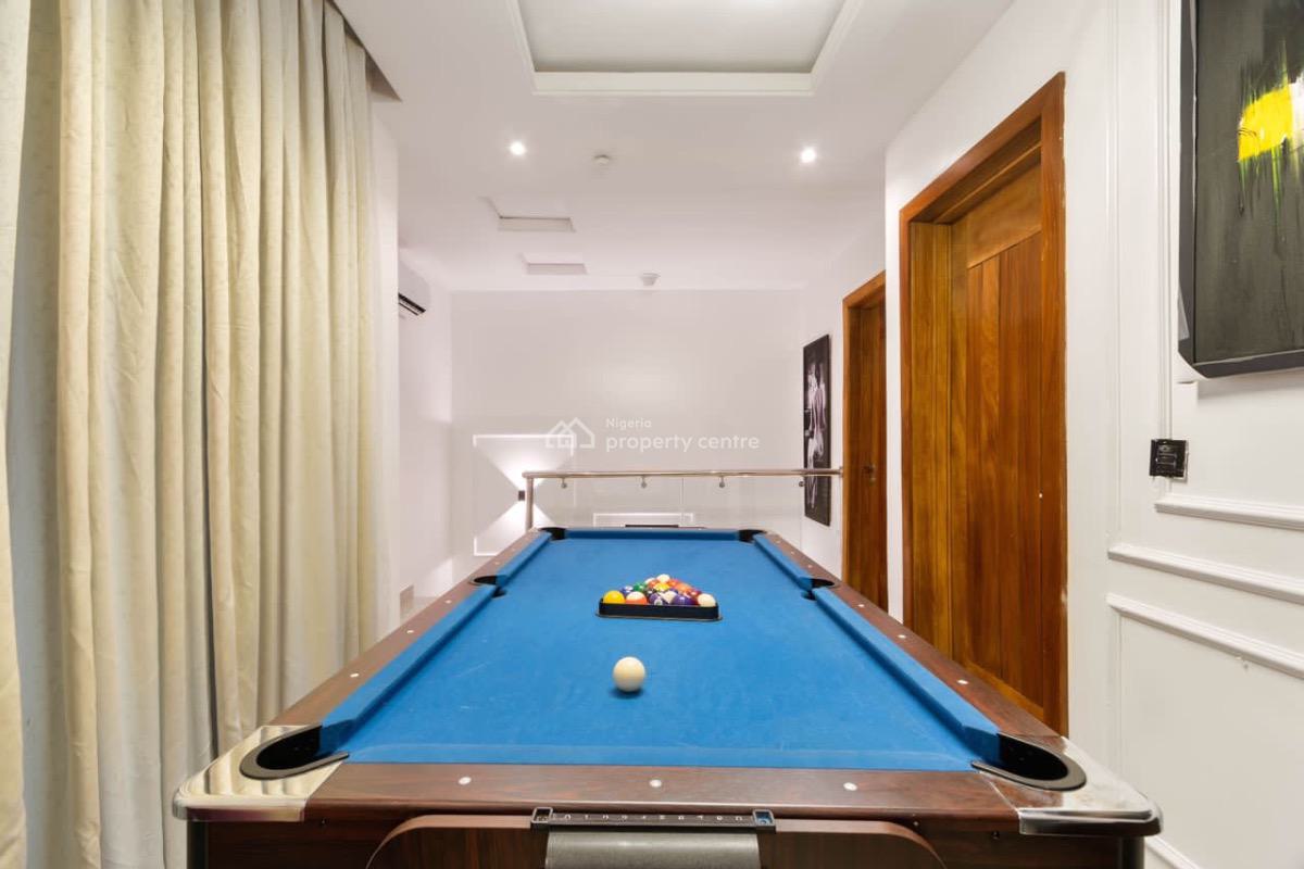 Lovely 2 Bedroom Apartment Maisonette, Lekki Phase1, Lekki Phase 1, Lekki, Lagos, Flat / Apartment Short Let
