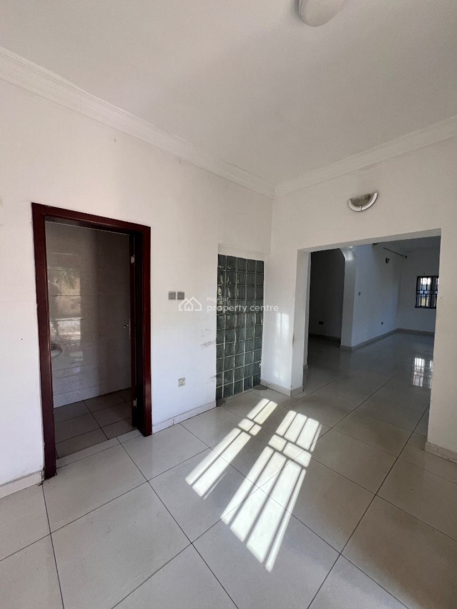 Spacious 4 Bedroom Terrace Duplex, Lekki Phase 1, Lekki, Lagos, Terraced Duplex for Rent