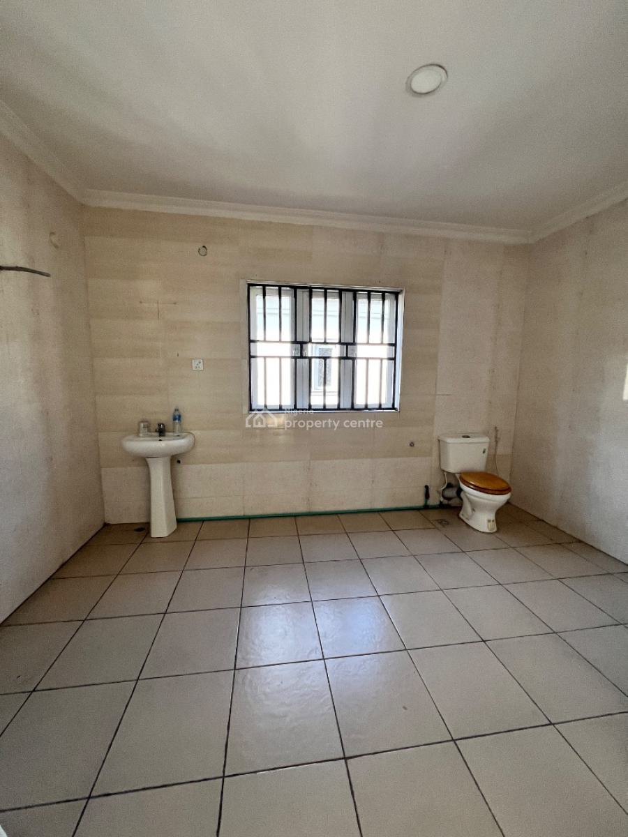 Spacious 4 Bedroom Terrace Duplex, Lekki Phase 1, Lekki, Lagos, Terraced Duplex for Rent