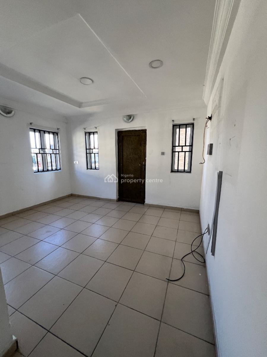 Spacious 4 Bedroom Terrace Duplex, Lekki Phase 1, Lekki, Lagos, Terraced Duplex for Rent