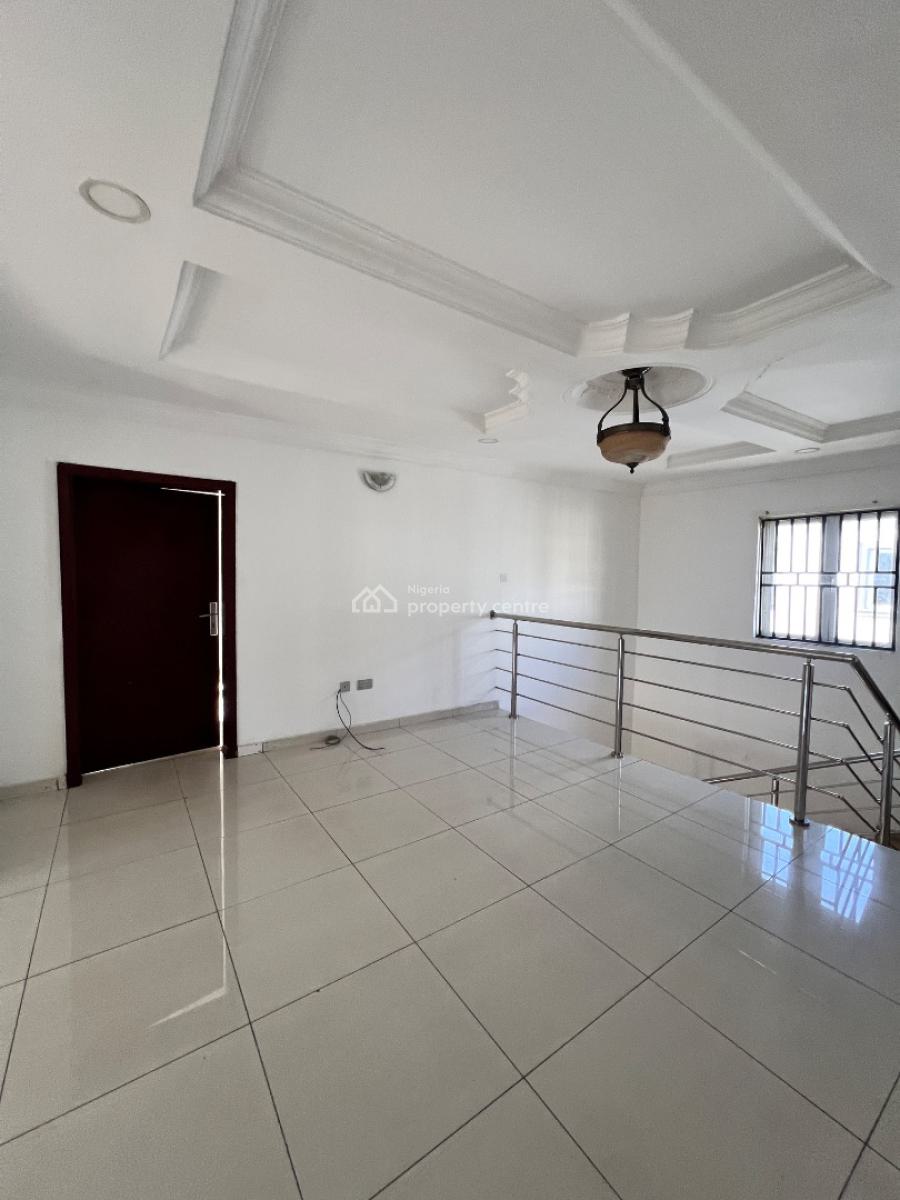Spacious 4 Bedroom Terrace Duplex, Lekki Phase 1, Lekki, Lagos, Terraced Duplex for Rent