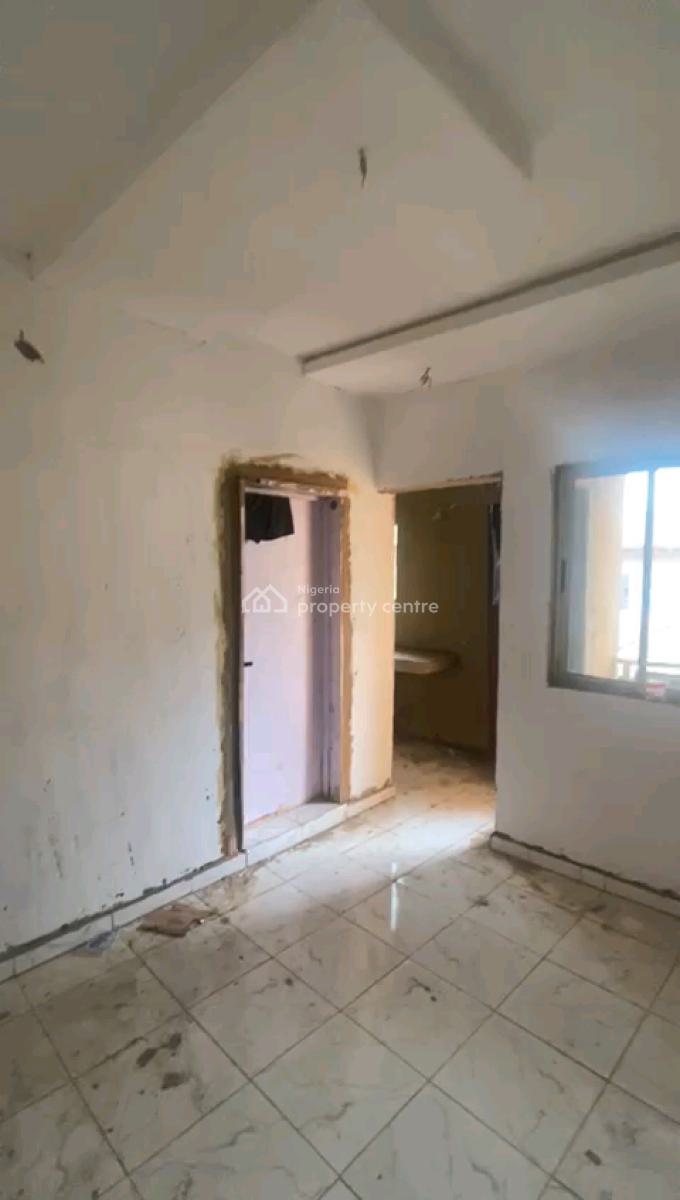 Standard Mini Flat, Ifako, Gbagada, Lagos, Mini Flat (room and Parlour) for Rent