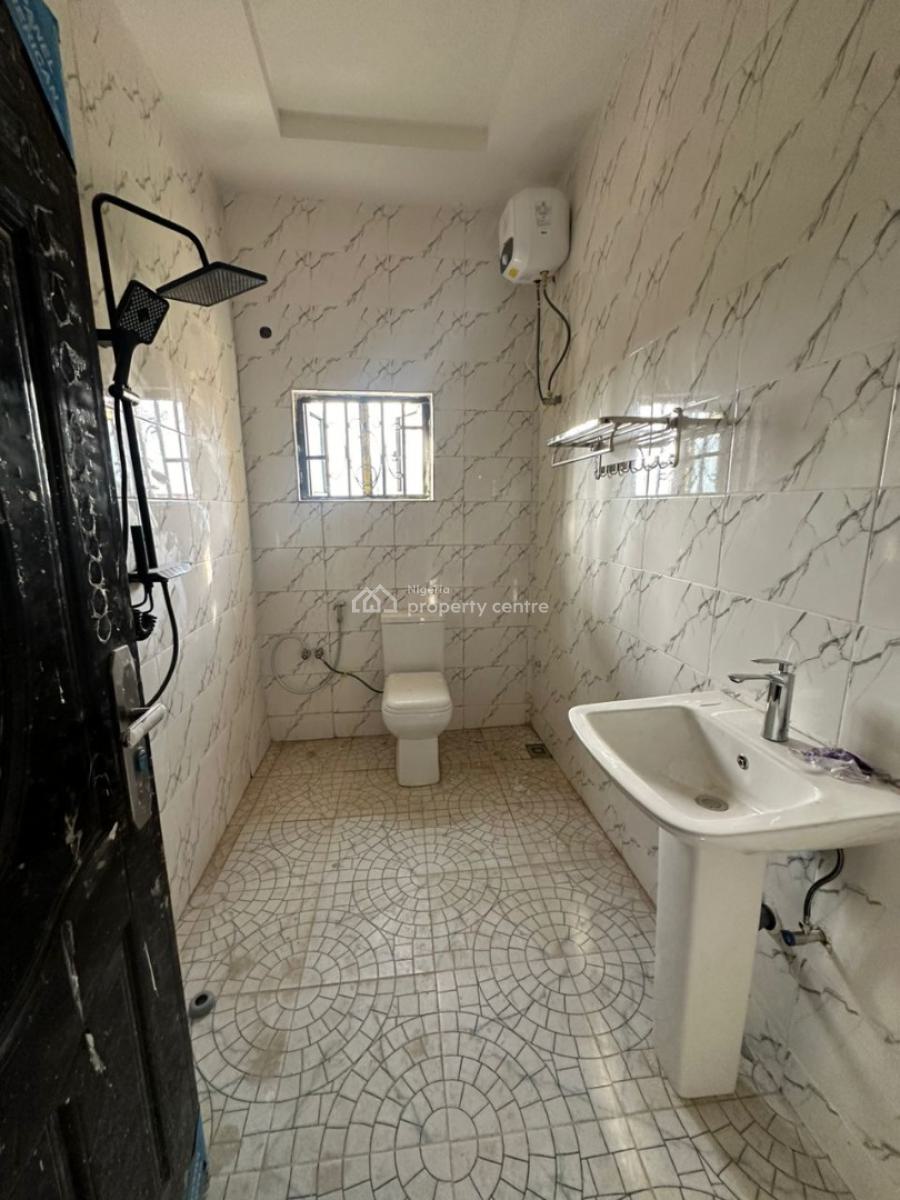 Mordern and Luxury 4-bedroom Semi-detached Duplex with Bq, Galadimawa, Abuja, Semi-detached Duplex for Sale