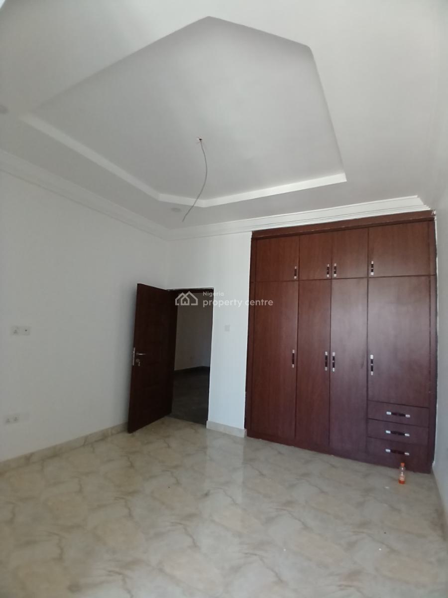 Under Renovation 4 Bedroom Terrace Duplex with 1room Bq, Guzape Abuja Diplomatic Zone, Guzape District, Abuja, Terraced Duplex for Rent