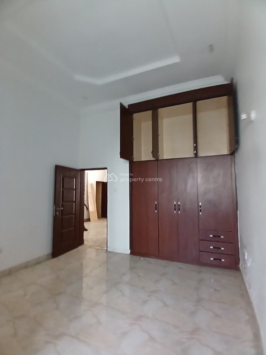 Under Renovation 4 Bedroom Terrace Duplex with 1room Bq, Guzape Abuja Diplomatic Zone, Guzape District, Abuja, Terraced Duplex for Rent