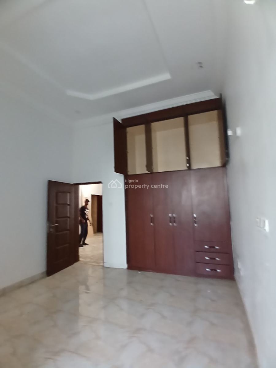 Under Renovation 4 Bedroom Terrace Duplex with 1room Bq, Guzape Abuja Diplomatic Zone, Guzape District, Abuja, Terraced Duplex for Rent